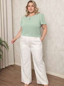 ONLYONE - WOMEN'S PLUS SIZE SHORT-SLEEVED PRINCESS BLOUSE WITH PLEATS AT THE NECKLINE - DUNAS  - ELEGANT WOMEN'S BLOUSES (LARGE SIZE) - 薄荷綠 - 查看 3