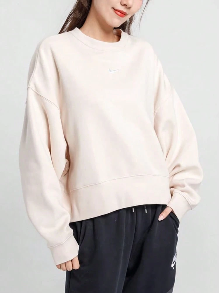Nike Sportswear 女款圆领长袖卫衣，饰有小刺绣标志 - 米白色 - 查看 1