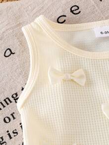 2件套女婴波西米亚风蝴蝶结荷叶边华夫格无袖上衣和流苏蝴蝶结牛仔短裤套装 - 杏色 - 查看 5