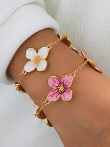 Set de 2 pulseras de flores blancas de 4 pétalos hechas a mano de la serie Dopamine, de moda y versátiles, para el verano, para mujeres - Multicolor - Ver 3