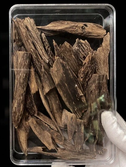 5g Natural Agarwood (Aloeswood), Hainan Agarwood, High Oil Content, Aromatic Fragrance, Air Purifier, Long-Lasting Scent, Suitable For Home Fragrance, Bedroom, Meditation, Yoga, Etc.