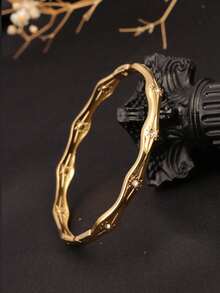 1件不锈钢八角形锆石镶嵌手链，百搭精致奢华优雅，适合女性日常及派对佩戴，可作为送给女友的礼物，亦可作为社交礼品，材质亲肤，永恒经典元素，高品质简约风格，适合日常佩戴 - 金色 - 查看 6