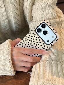 One-Piece Black Polka Dot Phone Case With A Beige Base And Hand-Painted Black Polka Dot Design, Suitable For IPhone 17 Pro Max. Stylish And Interesting Korean Phone Case, Compatible With IPhone 11/12/13/14/15/16 Pro Max Plus. Elegant Design Suitable For Both Men And Women, Ideal Gift For Easter, Wedding Season, And Birthdays For The Bride, Perfect For Spring. - 彩色 - 查看 3