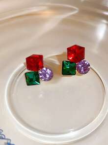 1 Pair Unique Design Random Color 3D Geometric Crystal Earrings, Versatile Stud Earrings For Women, Party & Gift - Color - View 2