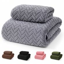 MAANGE Grey Coral Velvet Bath Towel Set (2Pcs) - 1Pcs Bath Towel 55"X27.5" & 1Pcs Hand Towel 29.5"X14" - Ultra Soft, Highly Absorbent, Quick Drying, Non-Shedding - Unisex Home Bathroom Decor, Beach & Pool Essentials - Grey - View 7