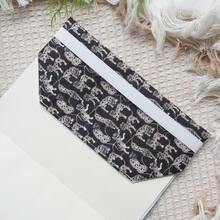 Funda de libro con estampado de leopardo rosa en tamaño A5/A6, funda protectora de cuaderno con patrón de animal lindo para viajes y uso diario - Una pieza - Ver 5