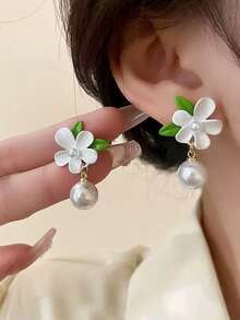 1对清新白色栀子花耳环，法式优雅仿珍珠吊坠耳环，女士款 - 白色 - 查看 5