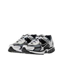 Nike Zoom Vomero 5 SE SP - Dark Grey/White/Sail/Black - View 2