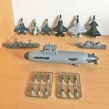 Toys Boys Love: Missile Submarine Model + 6 Fighter Jets + 2 Aircraft Carriers - Light Grey - View 8