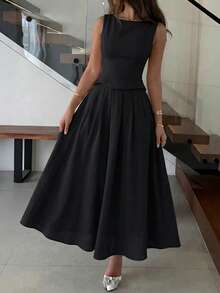 Bộ đồ nữ mùa hè màu trơn gồm áo tank top và chân váy ngắn, thích hợp cho kỳ nghỉ hè. - màu đen - Xem 11