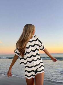 Women's Spring European And American Fashion Hollow Crochet Knit Short Sleeve Top And Casual Shorts 2 Pieces Set - Nhiều màu 2 - Xem 1