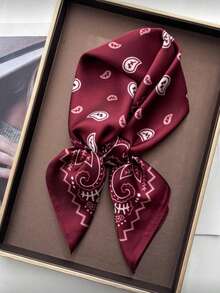 1条女士奢华设计链条印花70*70厘米方巾，适合春季日常佩戴 - 酒紅色 - 查看 4