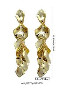 Betykuku 1 Pair Baroque Style Petal Pendant Earrings - Silver - View 6