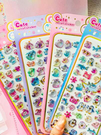 Những miếng dán nhựa thời trang này là sản phẩm phổ biến với thiết kế tinh tế, tạo nên vẻ ngoài cá tính và dễ thương. Chúng rất phù hợp để trang trí nhiều phụ kiện khác nhau, bao gồm ốp điện thoại, sổ tay và ví đựng thẻ. Bề mặt mịn màng cho cảm giác dễ chịu khi chạm vào và rất bền. Chúng không dễ bong tróc và có thể tái sử dụng. Những sản phẩm này đơn giản nhưng phong cách, cho phép bạn thể hiện cá tính riêng của mình.