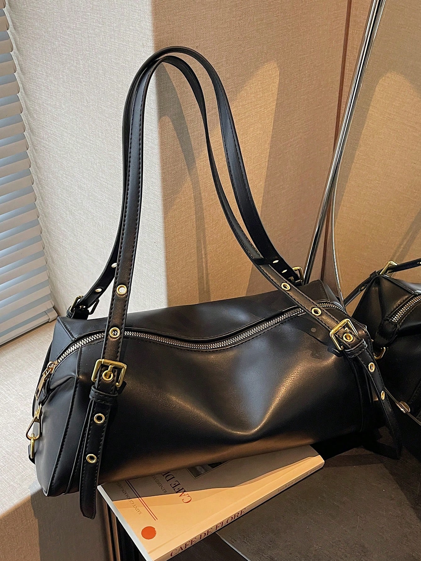 1Pc Black With Gold Hardware Decor Pu Leather Handbag, Convertible Tote &