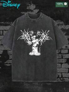 Camiseta de manga corta de algodón lavado con agua de 230g para hombres de Disney - Una camiseta de hombre con un ajuste holgado de cuello redondo, 100% algodón, lavable a máquina, adecuada para playas, fiestas y actividades al aire libre, con el protagonista de "Cars", Rayo McQueen, como diseño central. Es una camiseta casual de cuatro estaciones, una camiseta retro lavada con agua, de moda callejera y con un estampado de carreras. - Negro - Ver 2