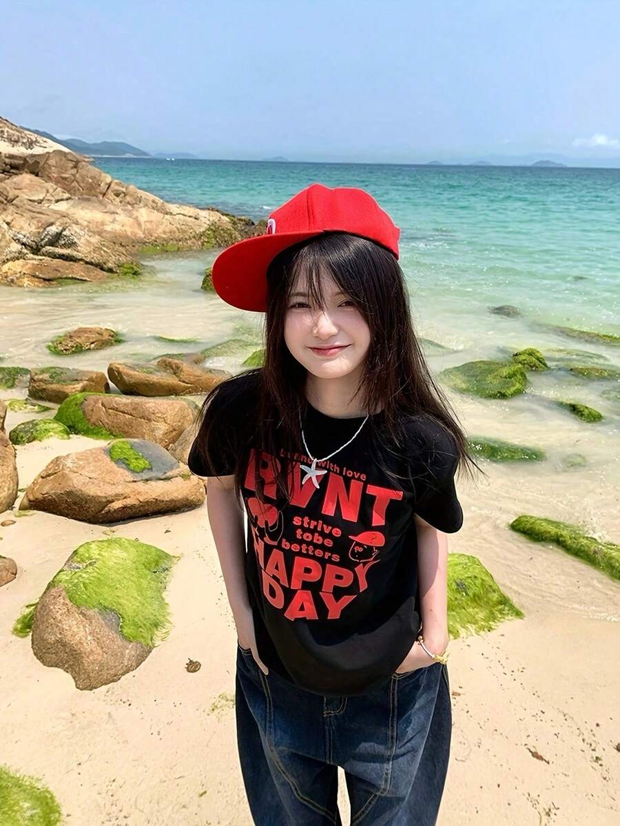 新款夏季 Z 世代 Y2K 风格女式趣味红色英文印花圆领短袖 T 恤 - 黑色 - 查看 1