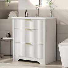 Gabinete de baño ranurado de 24 pulgadas con lavabo vanidad independiente estilo granja 2 cajones más 1 cajón desplegable montaje sencillo y limpieza fácil ideal para organizar tus artículos de baño con elegancia - Blanco - Ver 3