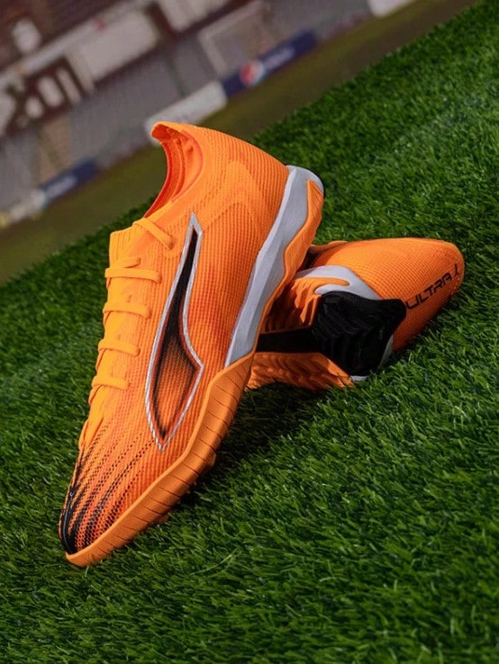 PUMA ULTRA 6 Comfort Football Boots, Unisex - Orange - View 1