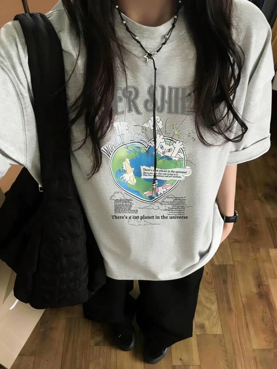 2026 Summer New Women's Round Neck Casual Loose English Letter & Cat Print Design Earth Day Fashionable Versatile Student Short Sleeve T-Shirt, 1 Piece - Light Gray - View 1