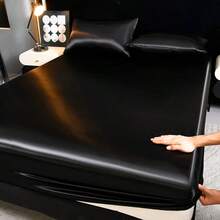 1件装奢华缎面床单，丝滑柔软，90克超细纤维，柔软亲肤，低致敏性，透气性佳，可机洗，抗皱防褪色，活力印花，聚酯纤维材质，耐用面料，家居床上用品 - 黑色 - 查看 1