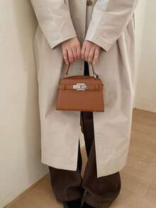 时尚女士手提包，带锁扣，新款高端小方包，单肩斜挎两用女士手提包，钱包，荔枝纹PU皮革纯色材质，黄棕色单肩包，荔枝纹顶部提手，金属旋扣，女士单提手，百搭时尚 - 棕色 - 查看 4