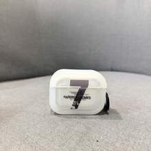 字母 1 件装 数字 7 保护壳，兼容 Pro 2、Pro 3、Apple 第三代、第四代（不含耳机） - 白色 - 查看 4