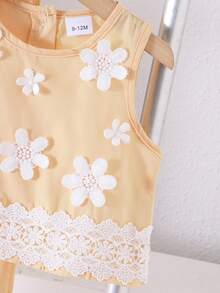 Bộ đồ đôi cho bé gái, gồm áo không tay và quần xếp ly họa tiết hoa 3D ngọt ngào, thích hợp mặc mùa hè. - Màu vàng - Xem 4
