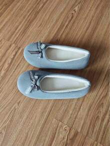 Bailarinas de mujer de unicolor, material de pana con decoración de lazo, cómodas y silenciosas para interiores, con suela suave y antideslizante, zapatos tipo slip-on esponjosos - Gris - Ver 5