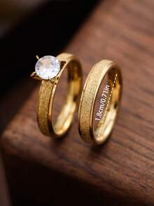 1 par de anillos de acero inoxidable, anillos de pareja de moda europea y americana, anillos de boda de acero inoxidable mate, regalo del Día de San Valentín (Nota: Debido a la iluminación y los ángulos de disparo, puede haber ligeras diferencias de color entre el producto real y la imagen) - Amarillo Oro - Ver 4