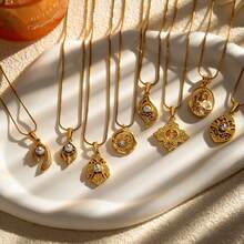 1 chiếc dây chuyền mặt dây chuyền hình ngôi sao và mặt trăng cổ điển bằng thép không gỉ, trang trí lá vàng và đá Zirconia, trang sức thanh lịch cho cả đeo hàng ngày và dự tiệc. - Vàng - Xem 10