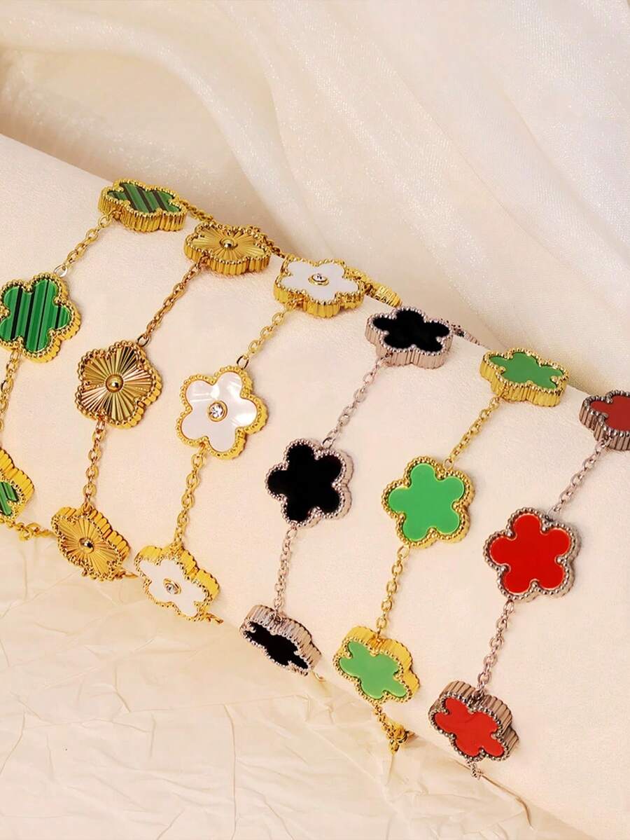 1条时尚简约奢华多色五叶草珍珠母贝手链，男女皆宜，是节日、派对、日常佩戴、生日礼物、送给朋友、情侣的理想之选，也是精致的节日礼物和珠宝礼品。