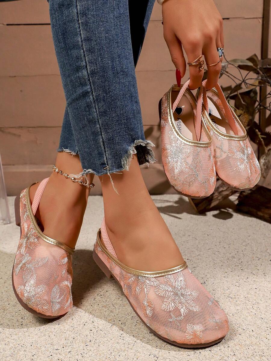 1 Pair Girls' Embroidered Mesh Fashion Shoes, Pink Floral Mesh Mary Jane Shoes With Elastic Strap, Round Toe Design, Contrast Gold Metal Strap, Lightweight Breathable Hook And Loop Closure Flat Princess Shoes, Textured Sole For Comfort And Stability, Suitable For 2-14 Years Old Girls For Occasions Like Parties, Holidays, Vacations - Màu Hồng  San hô - Xem 1