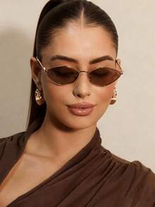 1pc Retro Small Metal Frame Rhombus Fashion Glasses, Elegant Street Style Fashion Glasses For Women - 金框深茶色鏡片 - 查看 1