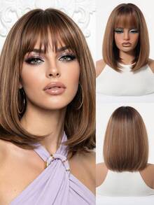 Peluca corta ondulada de 12 pulgadas de fibra sintética resistente al calor, color marrón suave, sin pegamento y sin costuras, con flequillo, adecuada para uso diario, cosplay, fiestas, bailes, festivales de música, bodas y talla grande - Marrón - Ver 3