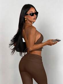 AITYI Studio 女士套装，修身休闲纯色吊带露背设计，时尚性感修身，Y2K 街头风通勤居家百搭，适合海滩派对、乡村度假等场合，也适合毕业典礼、狂欢节、复活节、音乐节等夏季穿着。吊带背心搭配七分裤针织两件套。 - 棕色 - 查看 5