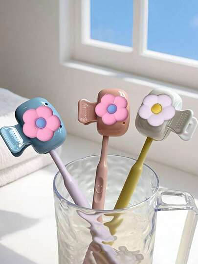 2 piezas Estuche portátil para cepillo de dientes con diseño de flores, con patrones de flores en blanco transparente y rosa transparente, caja de almacenamiento de cepillo de dientes de viaje, clip de protección portátil para cabezal de cepillo de dientes, clip de almacenamiento de cepillo de dientes, cubierta protectora de cepillo de dientes, protege el cabezal del cepillo de dientes, diseño portátil para un fácil transporte, regalo para amantes, amigos, familiares, maestros, entusiastas de los viajes, imprescindible para el hogar, dormitorio, guía de regalos del Día de San Valentín, regalos asequibles del Día de San Valentín, Domingo de Pascua, Día de la Madre