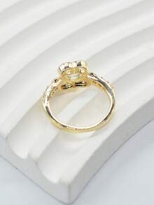 1枚时尚优雅女士铜戒指，刻有数字15，心形设计，镶嵌合成锆石，适合日常佩戴、派对、宴会、生日及成人礼物。 - 金色 - 查看 6