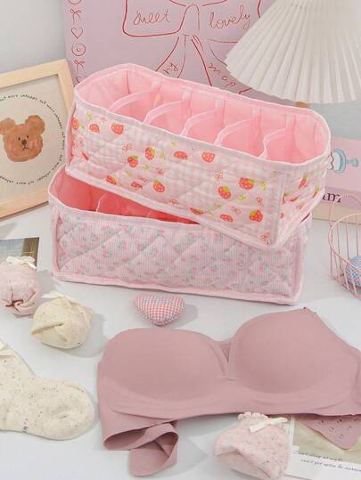 这款印花多隔层收纳篮，可作衣柜内衣收纳盒，多功能收纳篮，非常适合整理内衣、袜子、尿布、衣物、婴儿用品和口罩。它是一款便携式多功能收纳篮，是家居装饰和日常衣橱整理的必备单品，也是馈赠亲友的绝佳乔迁礼物。
