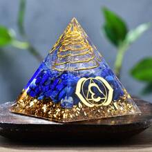 天然水晶七脉轮能量金字塔是一款能量放大器，适合家居装饰或瑜伽冥想。它也是馈赠亲朋好友的绝佳水晶礼物。 - 5厘米/1.97英寸 - 查看 11