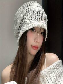 这款无檐镂空帽可爱迷人，非常适合旅行，轻松打造女士夏季海滩造型。 - 彩色 - 查看 2