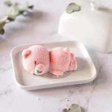 1pc White Side Lying Bear Silicone Mold, Handmade Crafts, Gypsum Graffiti, Aromatherapy Candles, Resin Ornaments, Simple Demolding, Reusable Silicone Mold. - White - Lying-on Bear - View 4