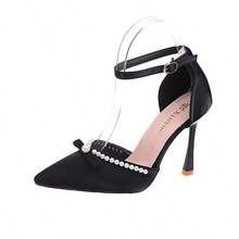Zapatos de tacón para mujer Zapatos de tacón de aguja con punta cerrada, adorno de perlas y delicado cierre con broche de lazo. Elegantes zapatos de novia con un aire de cuento de hadas. - Negro - Ver 10