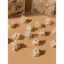 NEW10pcs/Set Camellia Flower Rhines Mini Clip Super Fairy Sweet High-End Princess Hairpin Fashion Elegant Versatile Bangs Side Hair Clip Suitable For Daily Outfit Photo Shoot Outdoor Commute Date Beach Holiday Hair Claws Claw Clips Hair Clips Hair Jaw Clip Hair Clamps Hair Clutch Hair Catcher Clip Fall Winter Hair Accessories For Women For Vacation Outfits Woman Summer - 10個透明山茶花髮夾 - 查看 4