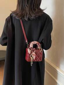 小巧精致的高端大菲女士手提包，2025新款时尚菱格纹手提包，单肩斜挎包，圣诞礼物，旅行派对包 - 紅色 - 查看 4