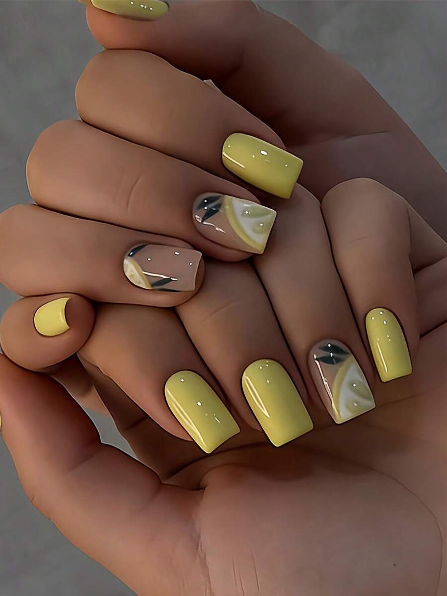 用24片装短方形按压式假指甲升级你的造型！柔和的黄色、白色的柠檬片、清新的绿色叶子、裸粉色、优雅的暖黄色、可爱的浅粉色，全覆盖式假指甲套装，适合女性和女孩。套装包含1张粘合贴片和1个迷你指甲锉，以及果冻凝胶。随机发货。 - 黃色 - 查看 1