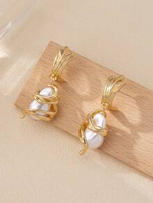 1 Pair European And American Asymmetrical Geometric Pearl Drop Earrings For Women - Multicolor - View 4