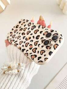 Ốp lưng điện thoại họa tiết da báo trái tim bóng bẩy, tương thích với dòng 11/12/13/14/15/16, thiết kế viền lượn sóng, bảo vệ toàn diện camera, chống trầy xước, chống sốc, các đường cắt chính xác, nhẹ và cầm nắm thoải mái, họa tiết da báo cho mùa hè - Màu be - Xem 3