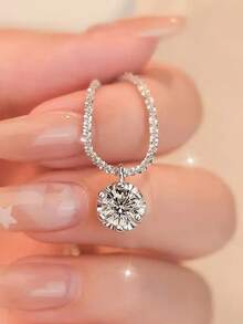 1pc Classic French Versatile Fashion Titanium Steel Non-Fading Starry Sky Necklace With Moissanite Diamond Pendant, Delicate Luxury High-End 2026 Birthday Gift - Multicolor - View 3