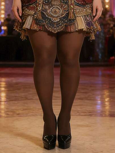 Large-Size Women's Classic Semi-Transparent Brown Tight Pants. Fashionable And Sexy High-Waisted Comfortable Pantyhose. Suitable For Daily Business Commutes And Party Dancing.